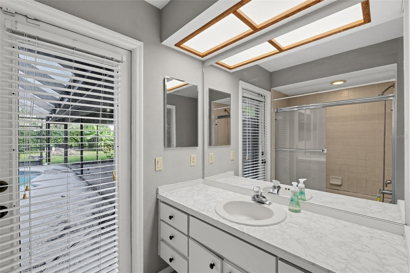 Single Family Residence at 4327 INWOOD LANDING DR, ORLANDO, photo 20 of 24