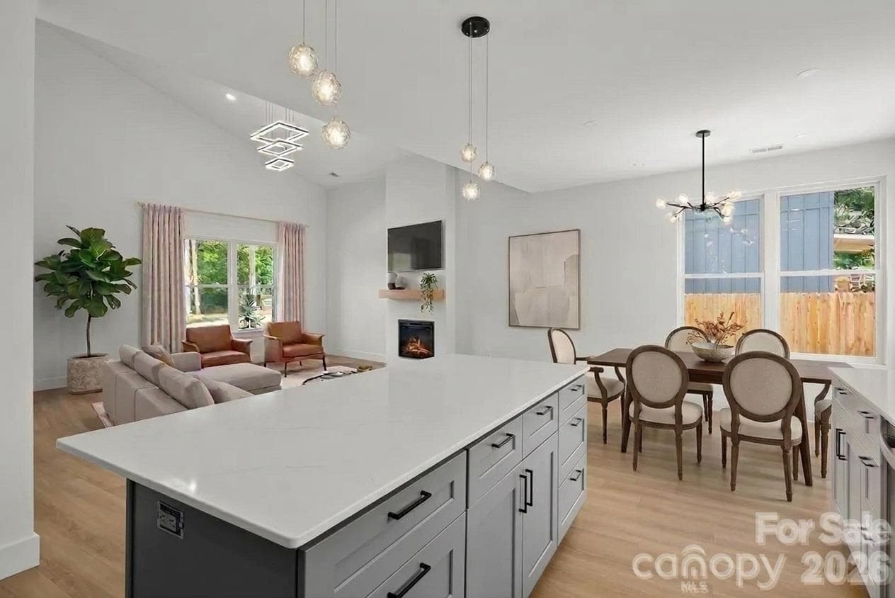 Single Family Residence at 760 New Hope Road, Flat Rock, photo 11 of 37