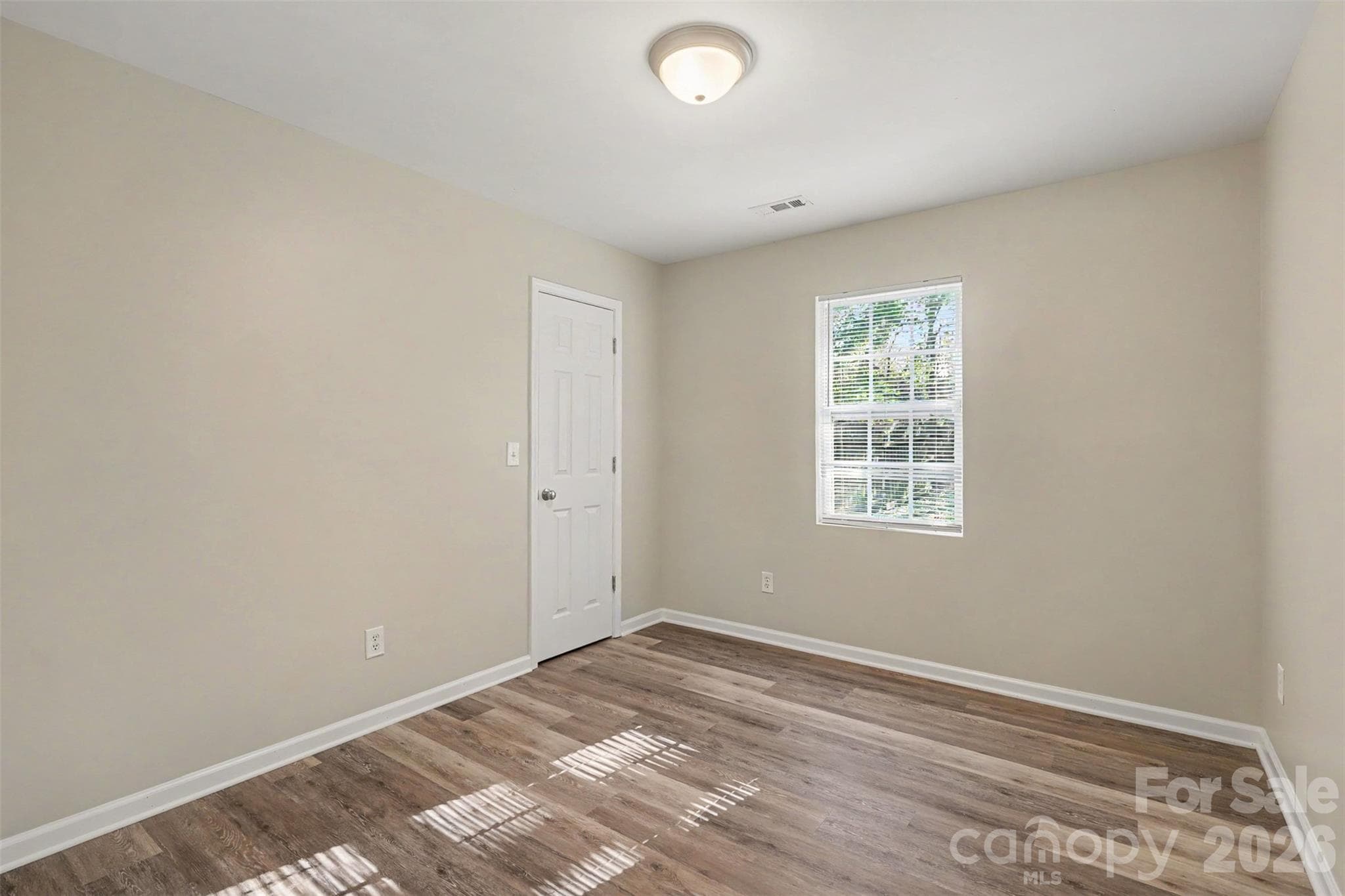 Single Family Residence at 706 White Oak Lane, Matthews, photo 21 of 30