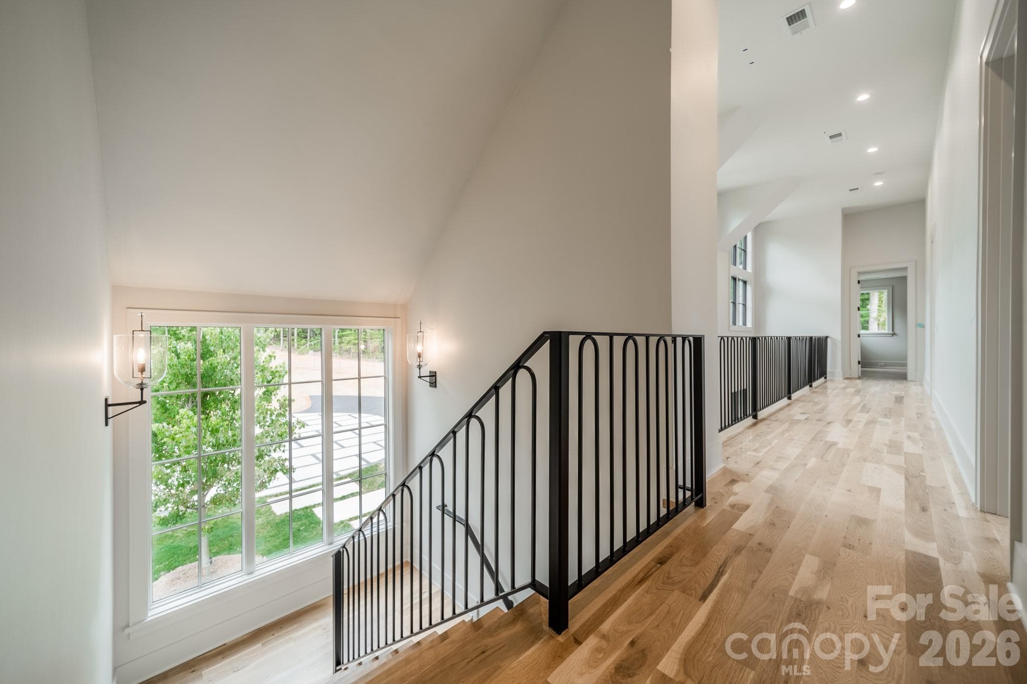 Single Family Residence at 6639 Joli Cheval Lane, Mint Hill, photo 16 of 20