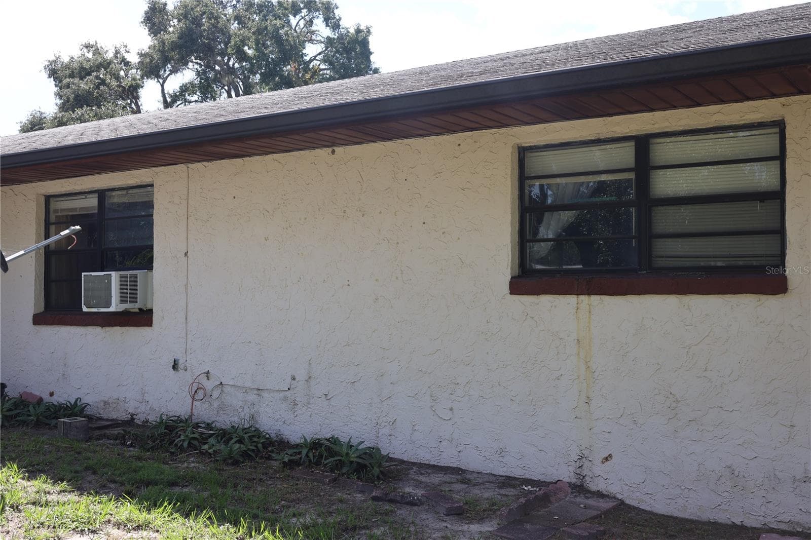 Single Family Residence at 103 FLORIDA AVE, DUNDEE, photo 46 of 50