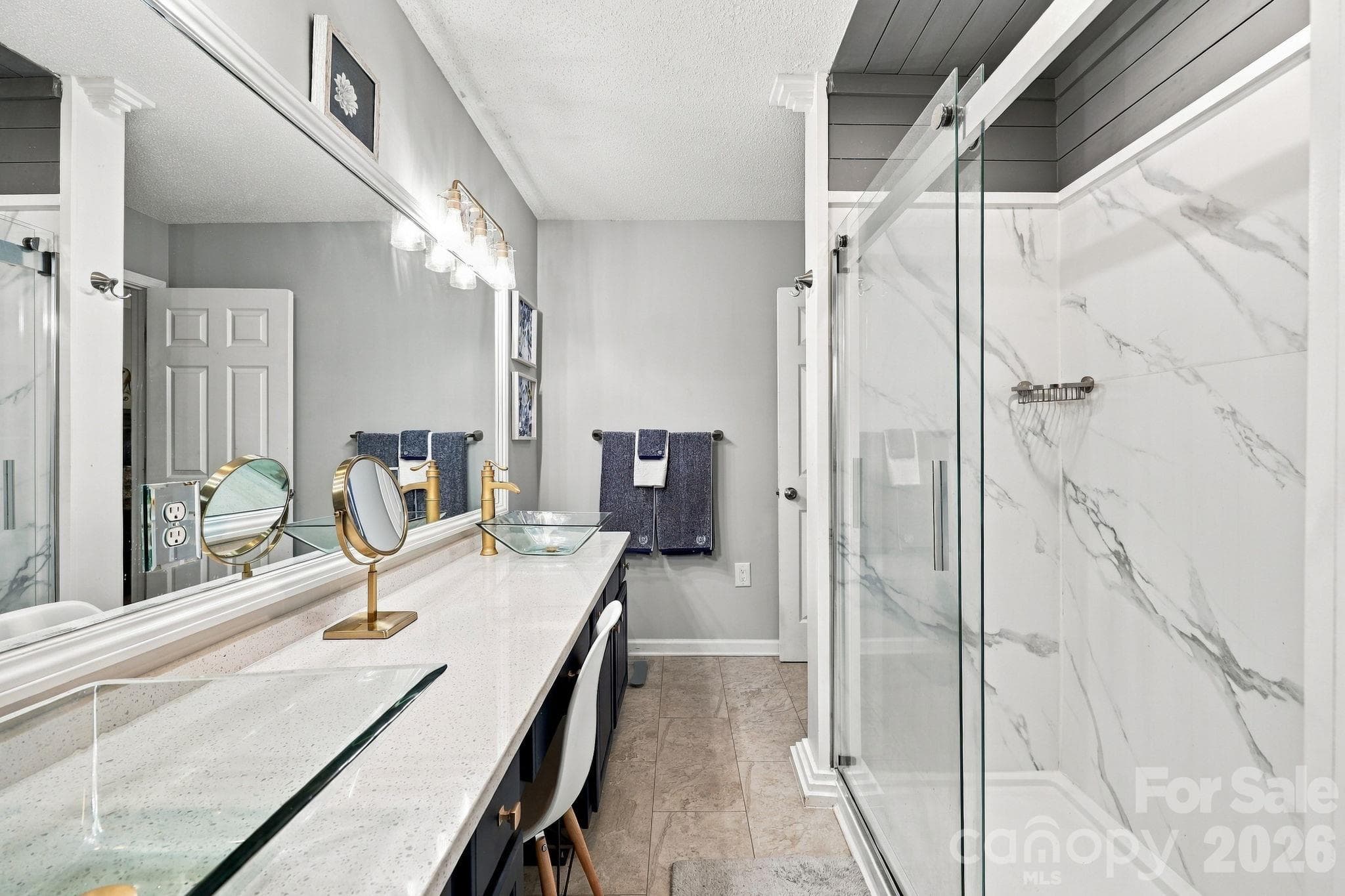 Primary en-suite bathroom - 441 Country Drive, Mars Hill