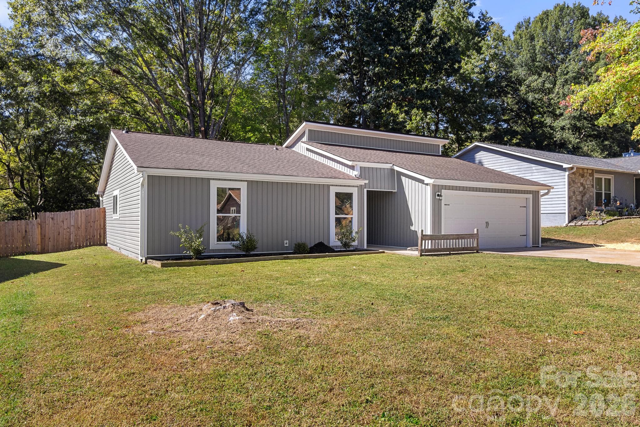 Single Family Residence at 7607 Eastbourne Road, Charlotte, photo 40 of 46