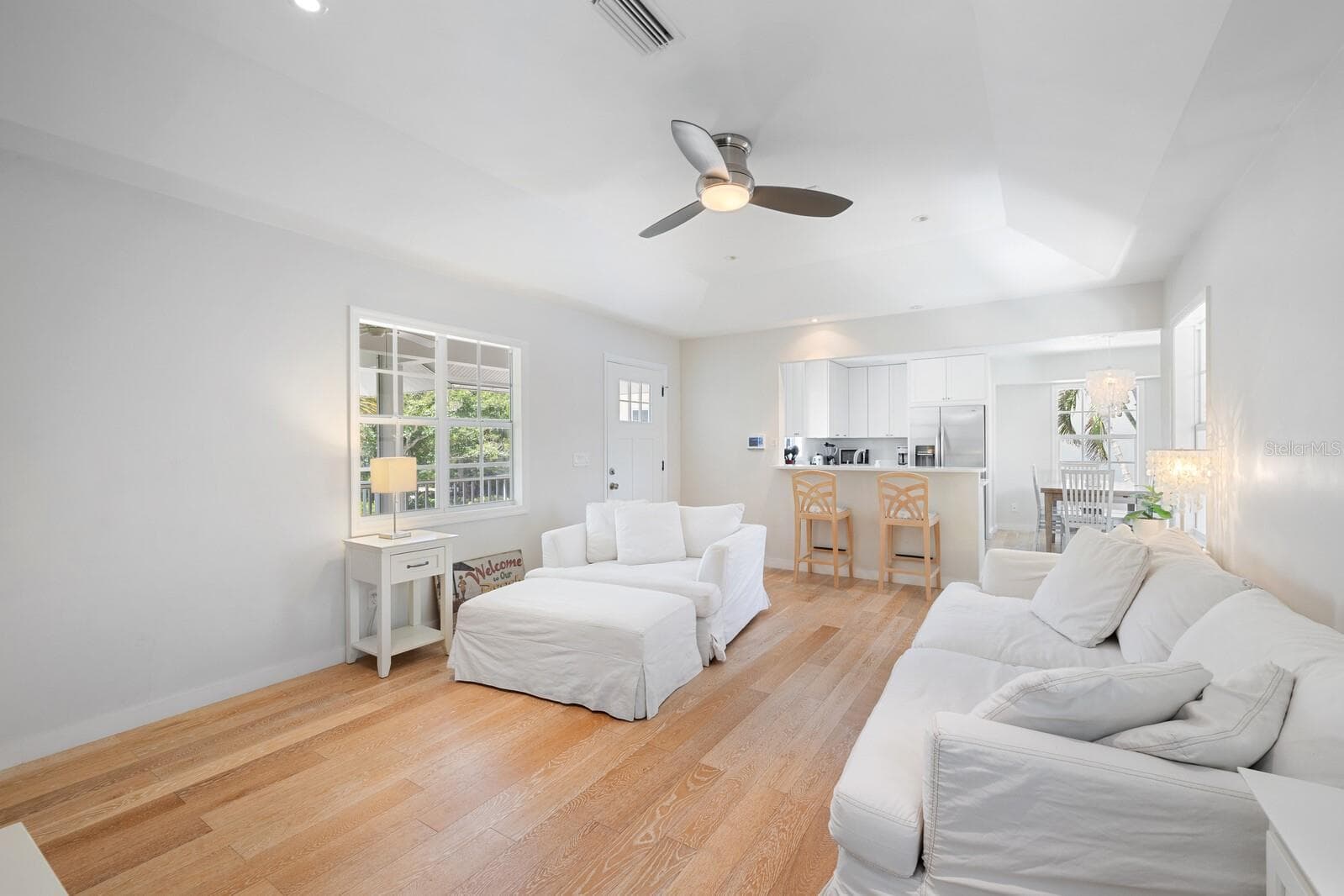 Guest Cottage - 2021 20TH ST W, BOCA GRANDE