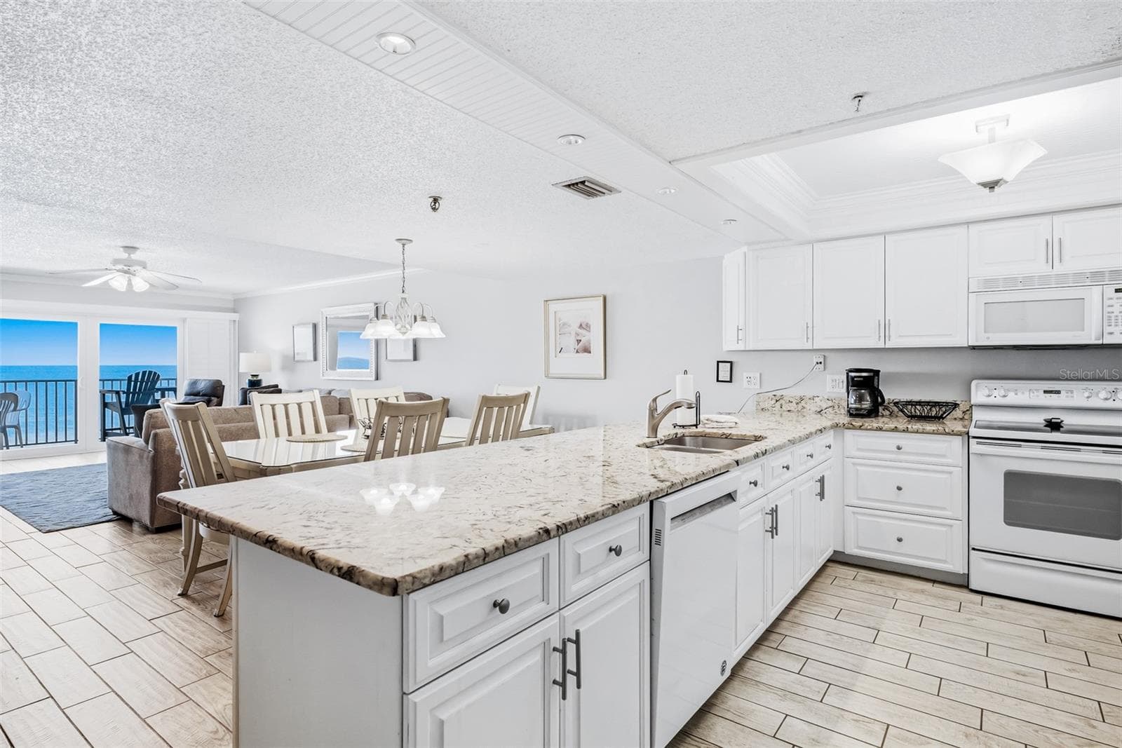 Condominium at 18500 GULF BLVD #404, INDIAN SHORES, photo 10 of 44