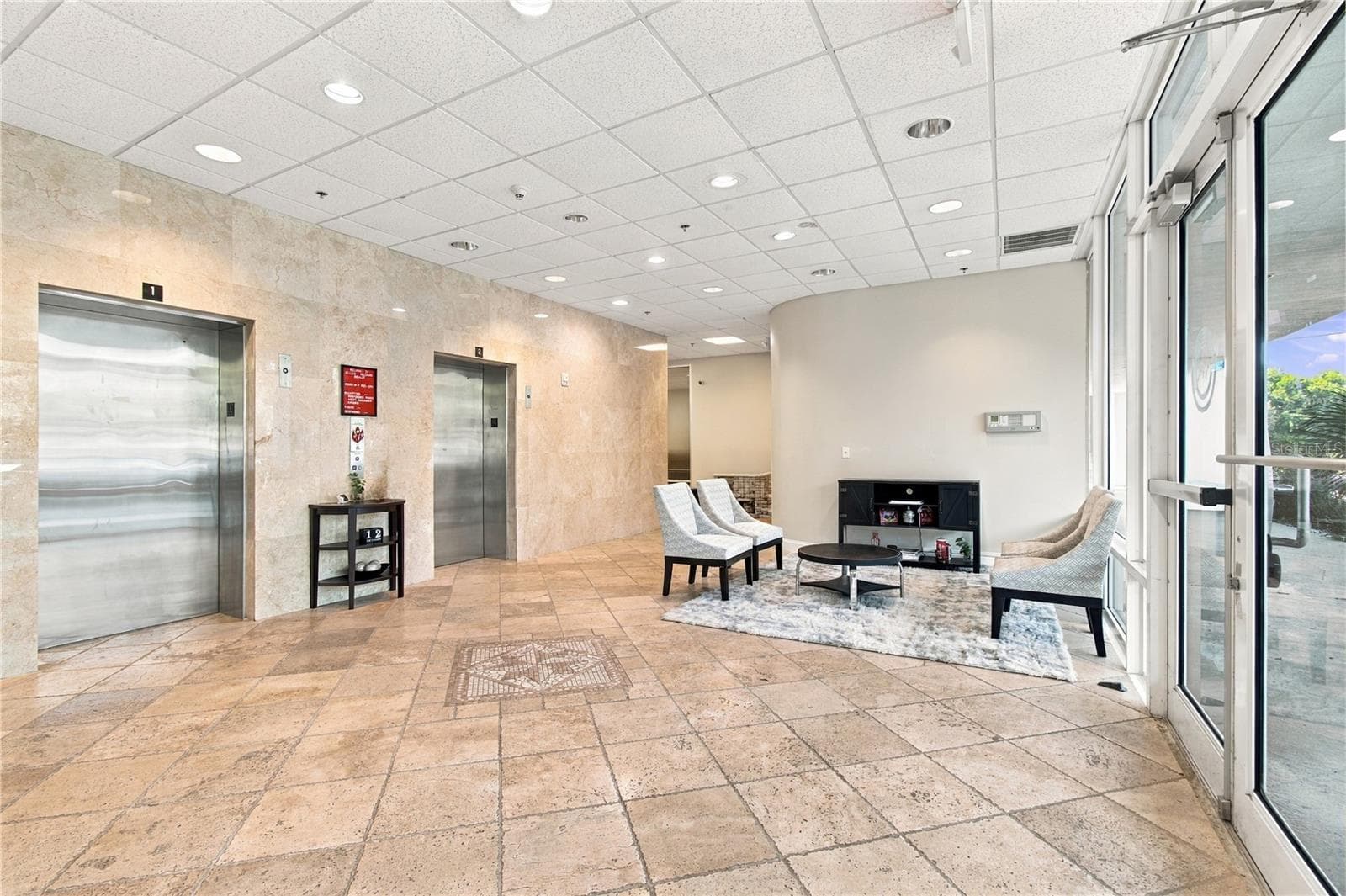 Office at 2350 E STATE ROAD 60, VALRICO, photo 4 of 34