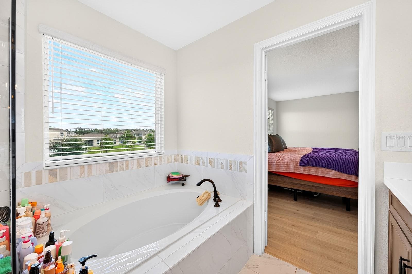 The Primary garden tub - 1785 PETIOLE PL, KISSIMMEE