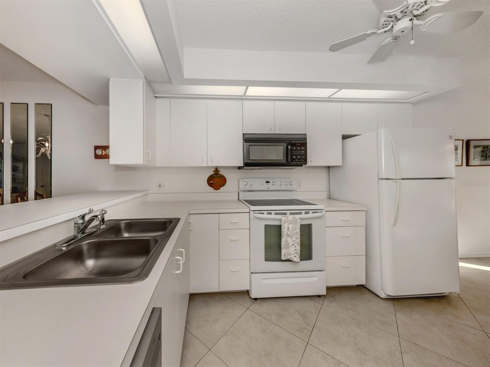Condominium at 801 WATERSIDE DR #102, VENICE, photo 12 of 77