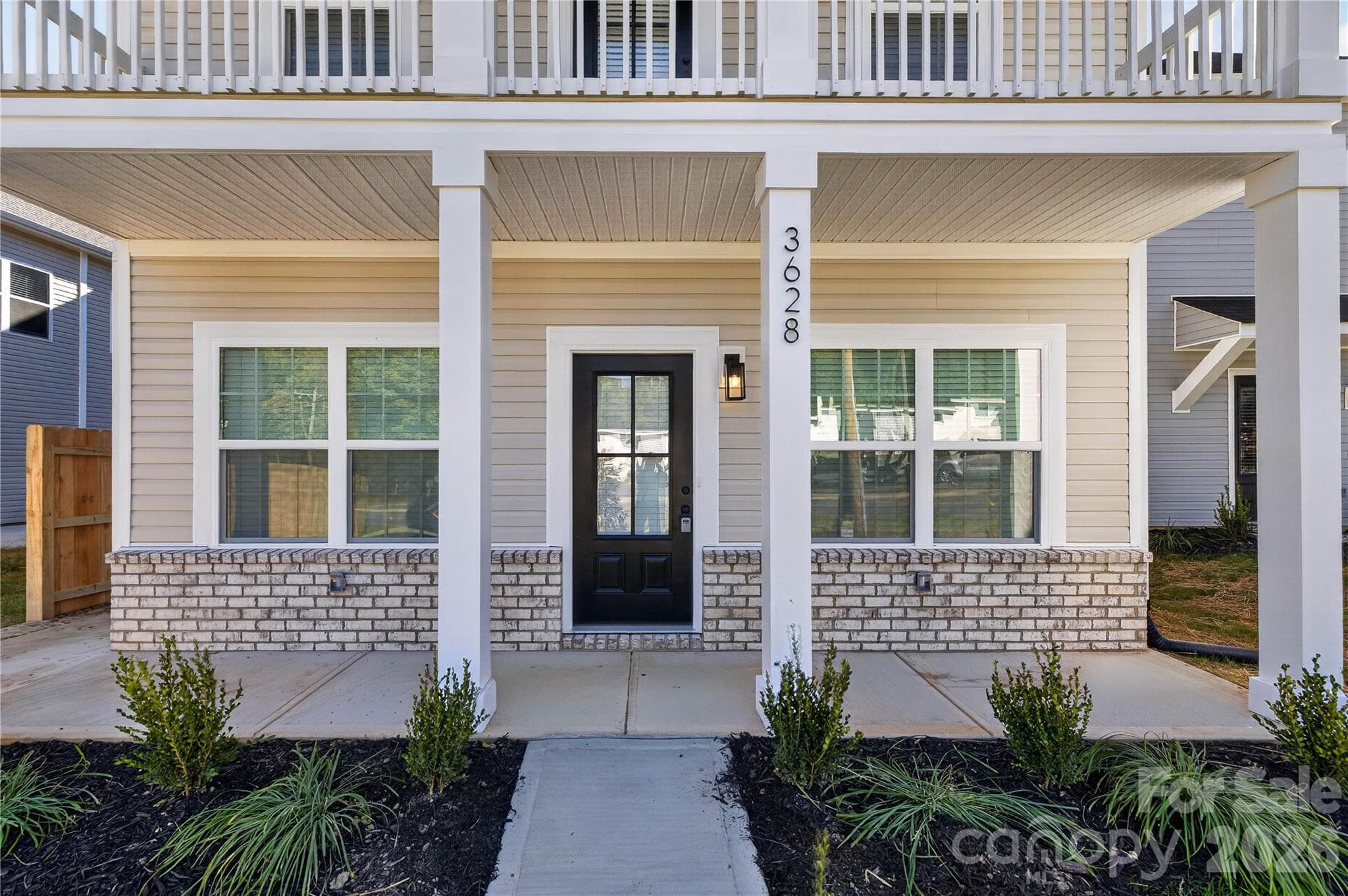 Single Family Residence at 3628 Glenwood Drive, Charlotte, photo 3 of 27