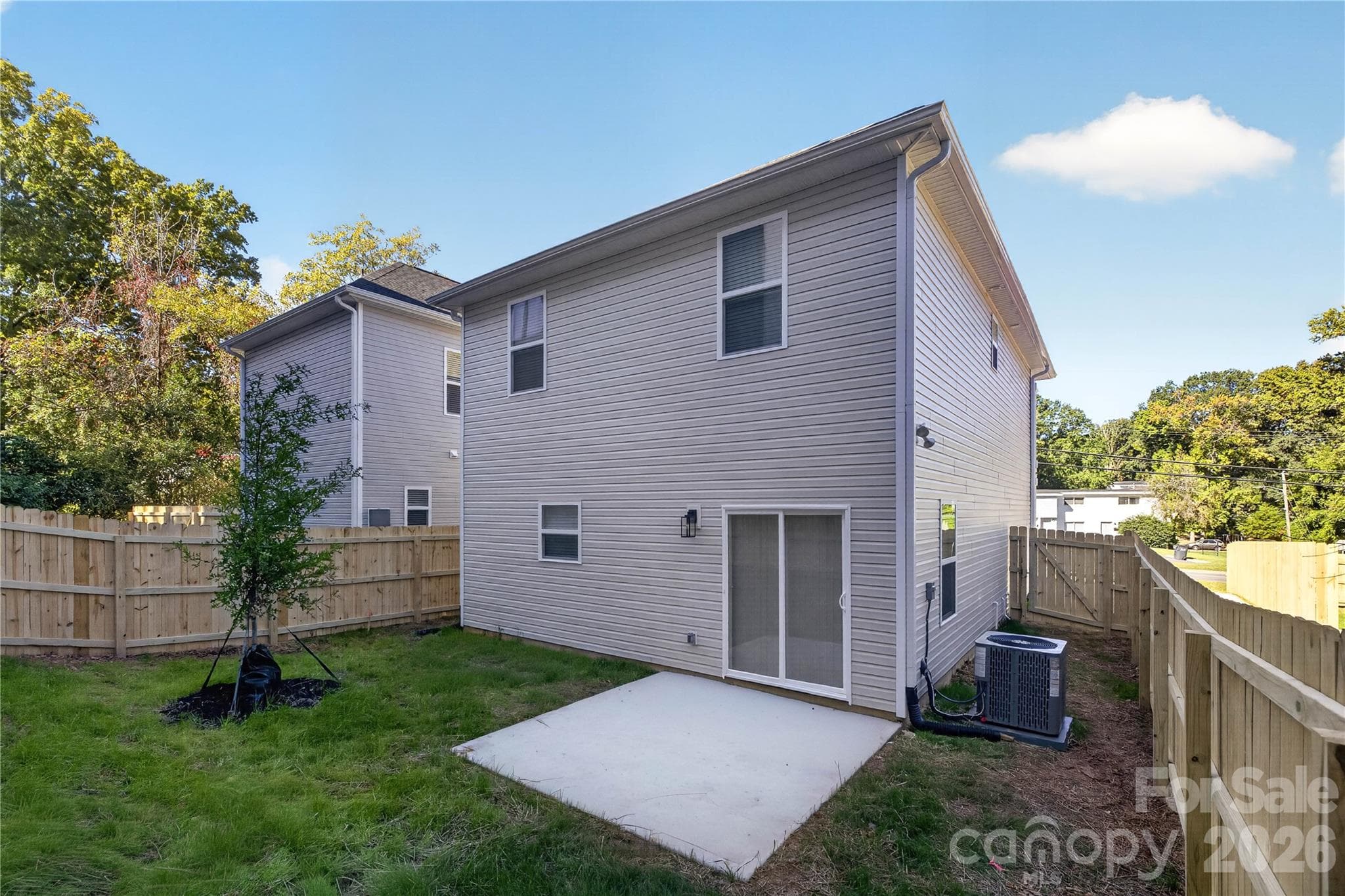 Single Family Residence at 3628 Glenwood Drive, Charlotte, photo 26 of 27