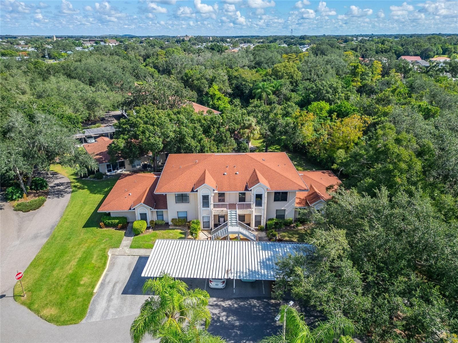 Condominium at 304 KNOTTWOOD CT #304, SUN CITY CENTER, photo 44 of 57