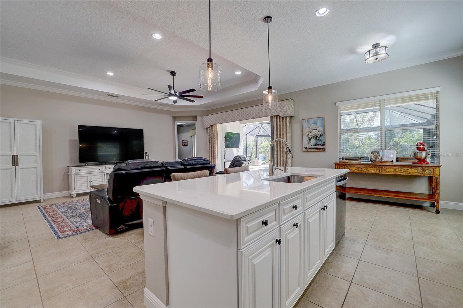 Single Family Residence at 3718 WOODCLIFF LAKE TER, SARASOTA, photo 16 of 57
