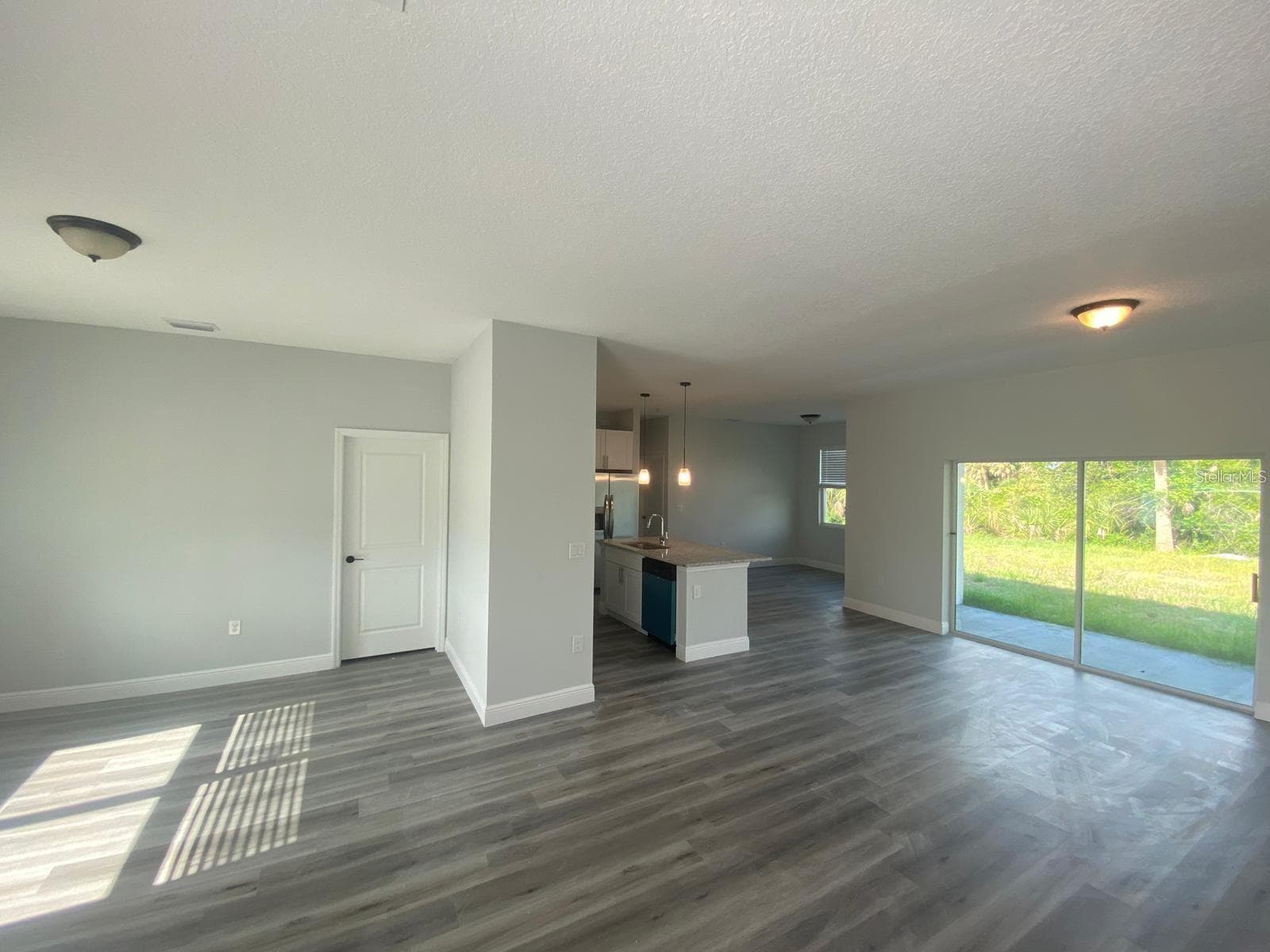Single Family Residence at 14121 MONSERRATE LN, PORT CHARLOTTE, photo 15 of 29