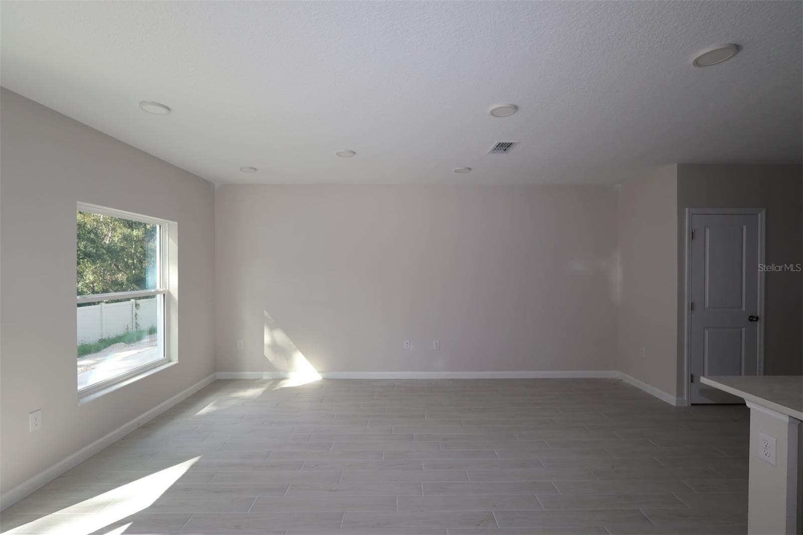 Townhouse at 2726 BRAVE REEVES RD, ORLANDO, photo 13 of 19