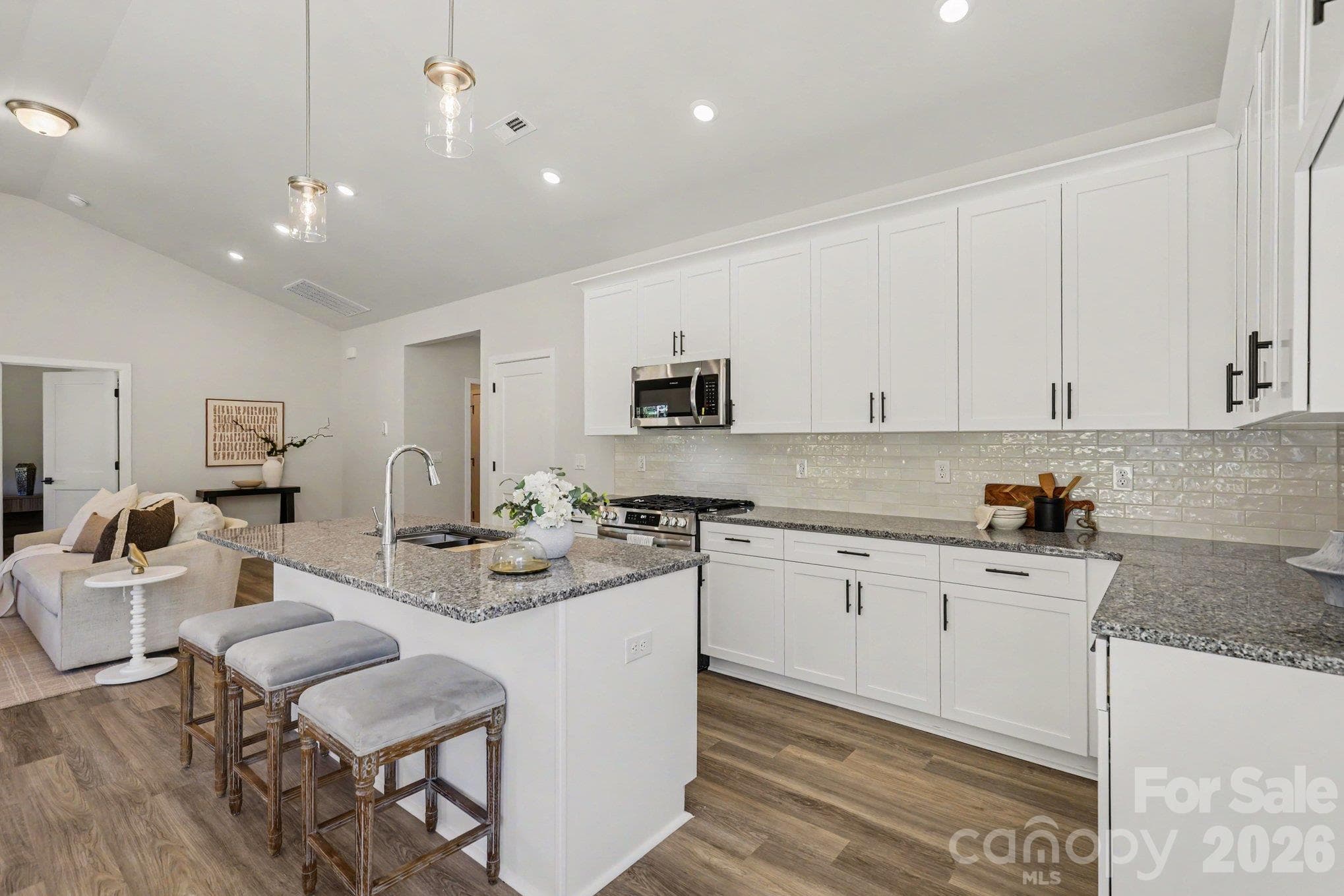Single Family Residence at 2027 Haverhill Lane, York, photo 22 of 40