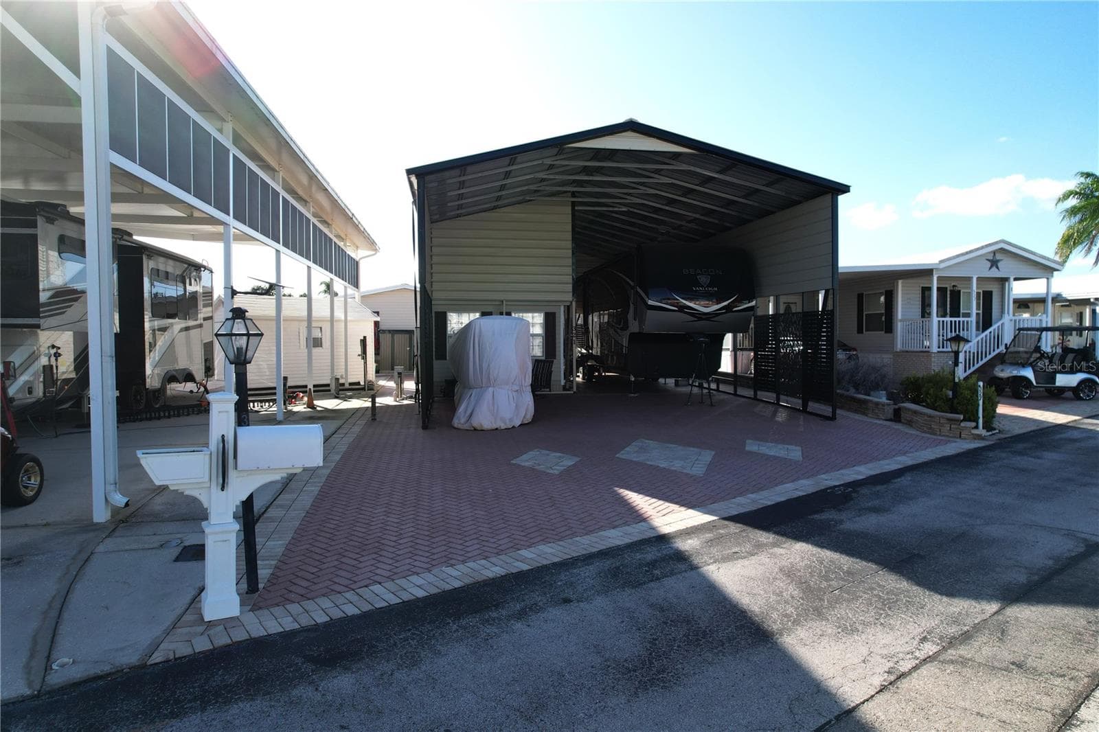 RV Port + Casita - 321 ST GEORGE DR, DAVENPORT