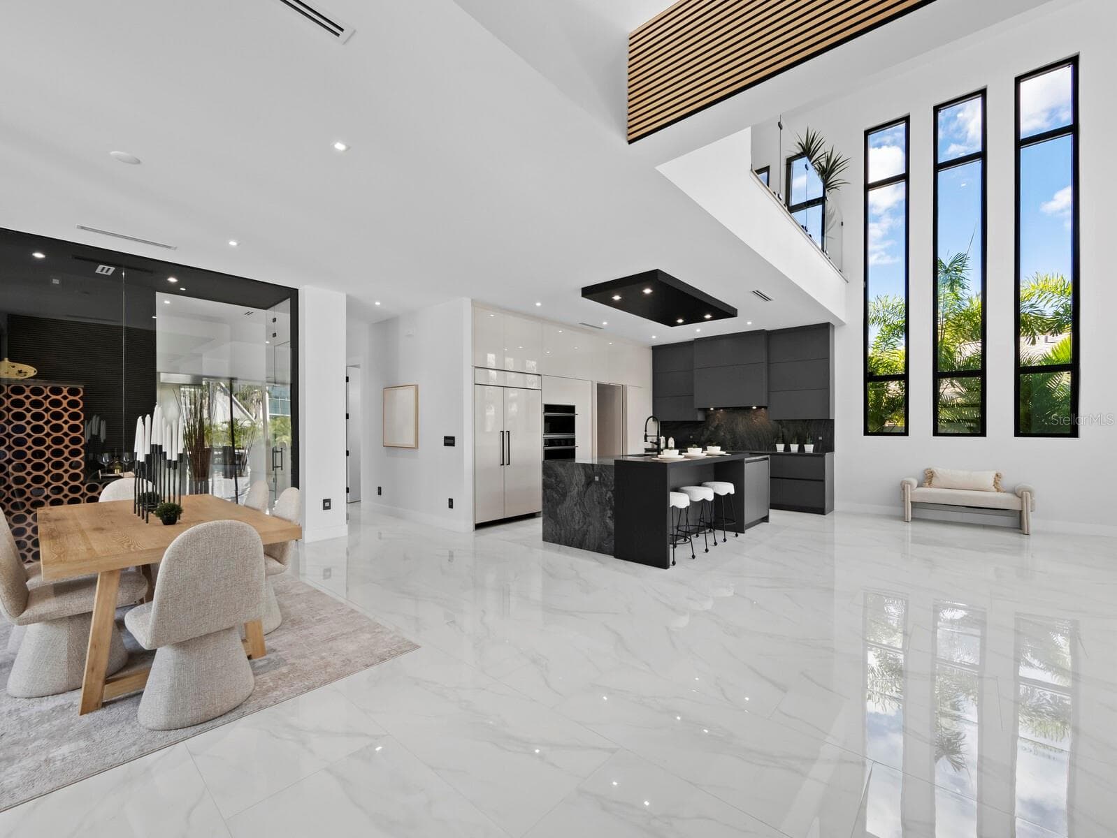 Single Family Residence at 2089 ARLINGTON ST, SARASOTA, photo 3 of 42