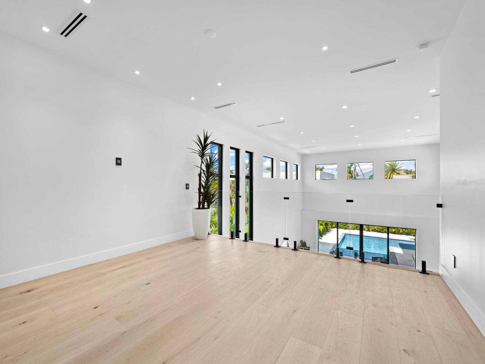 Single Family Residence at 2089 ARLINGTON ST, SARASOTA, photo 34 of 42