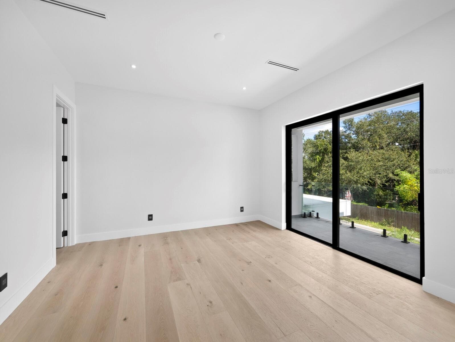 Single Family Residence at 2089 ARLINGTON ST, SARASOTA, photo 36 of 42