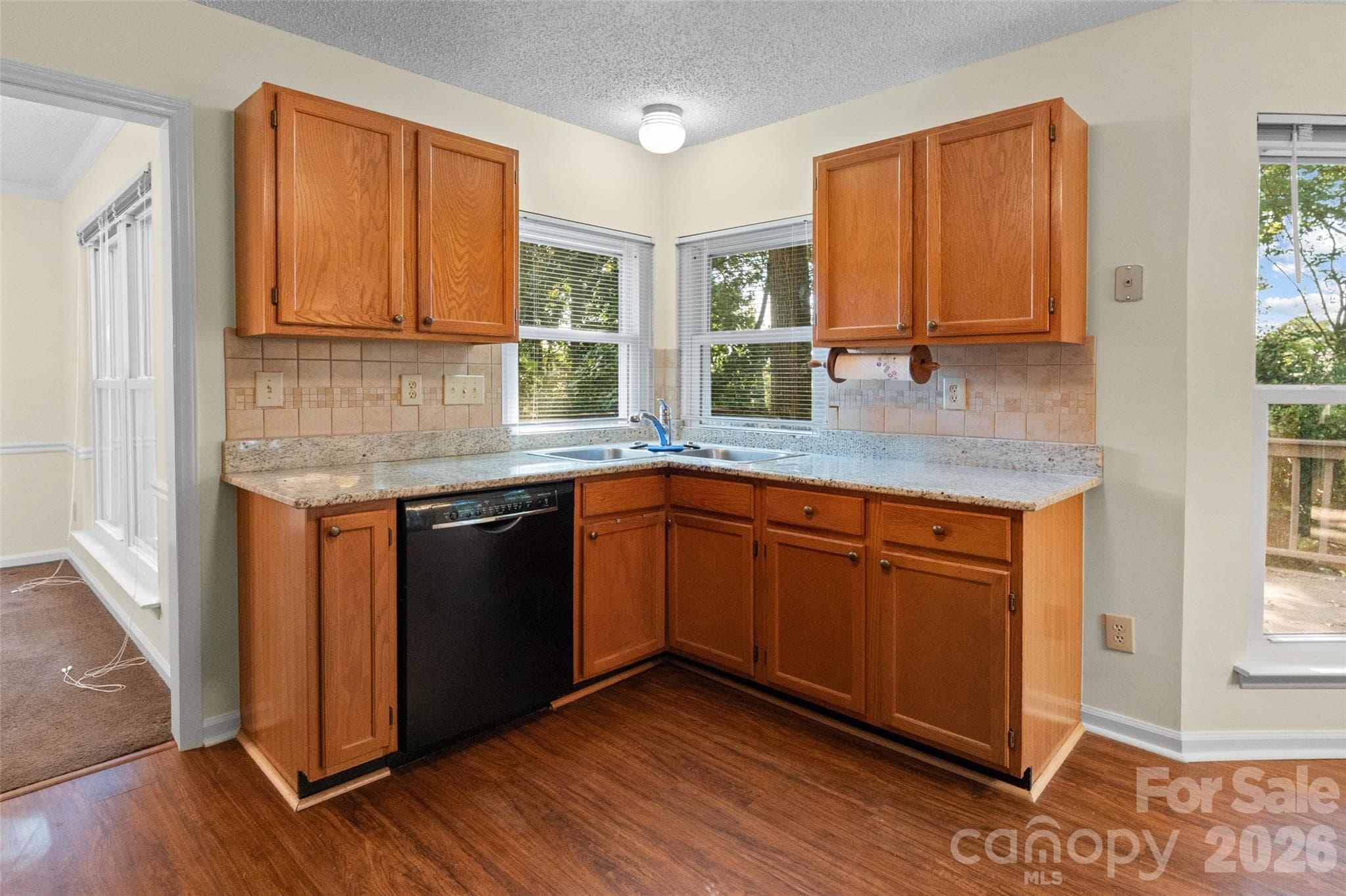 Single Family Residence at 10913 Lassen Court, Charlotte, photo 14 of 40