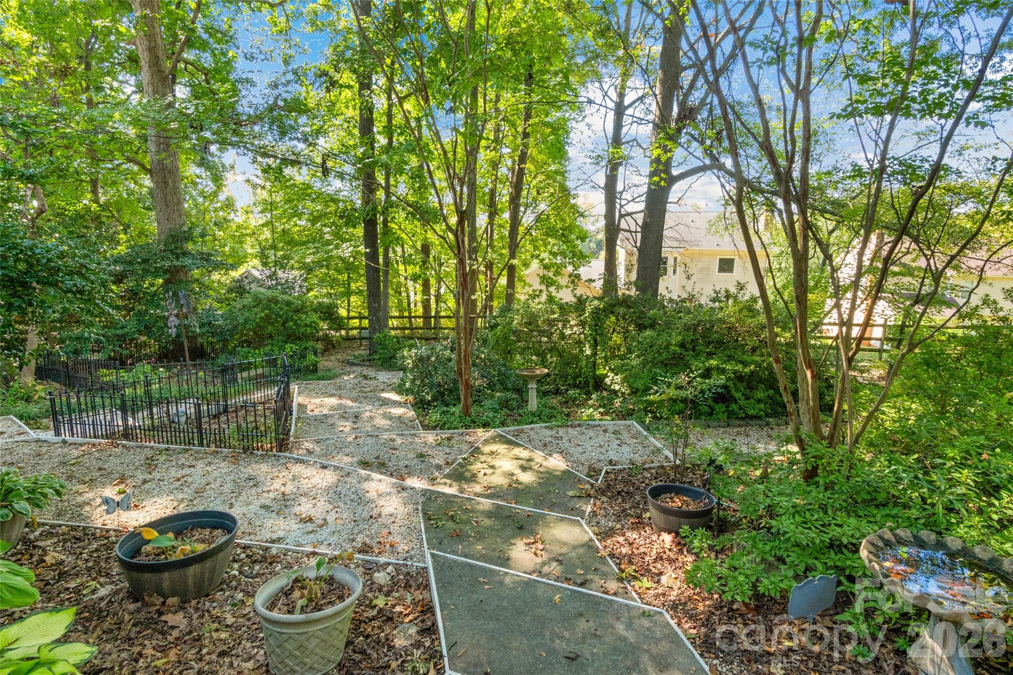 Single Family Residence at 10913 Lassen Court, Charlotte, photo 37 of 40