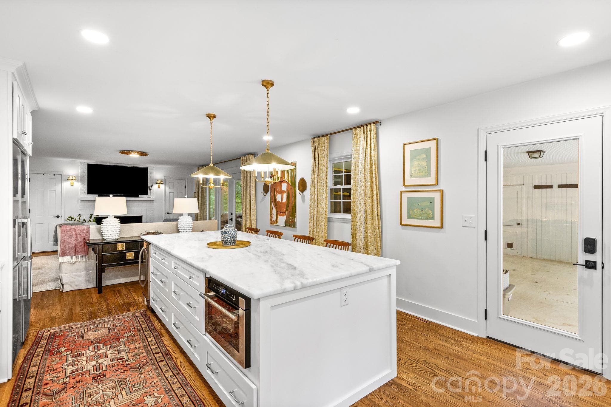 Single Family Residence at 4015 Oldfield Road, Charlotte, photo 15 of 48