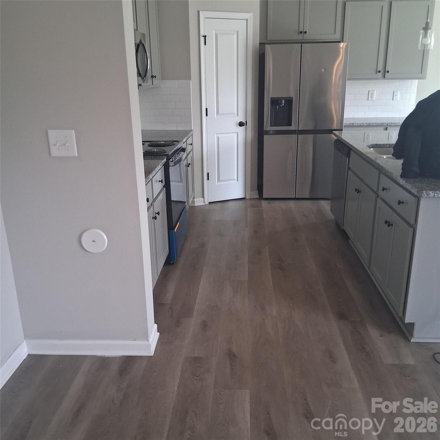 Single Family Residence at 4213 Stoneygreen Lane, Charlotte, photo 11 of 38