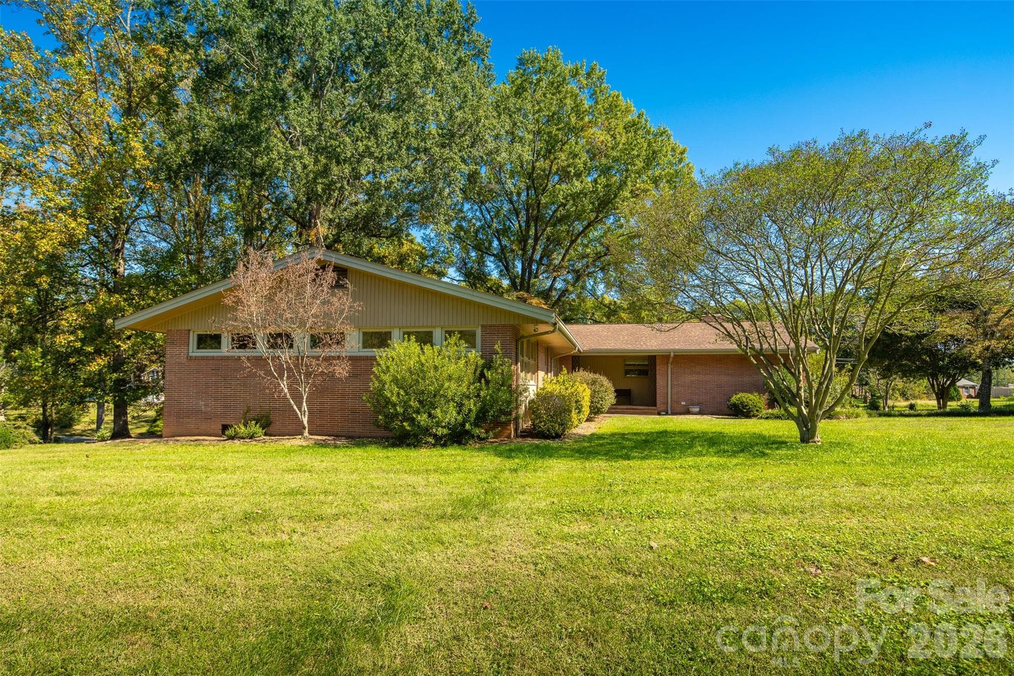 Single Family Residence at 160 17th Avenue NW, Hickory, photo 46 of 48