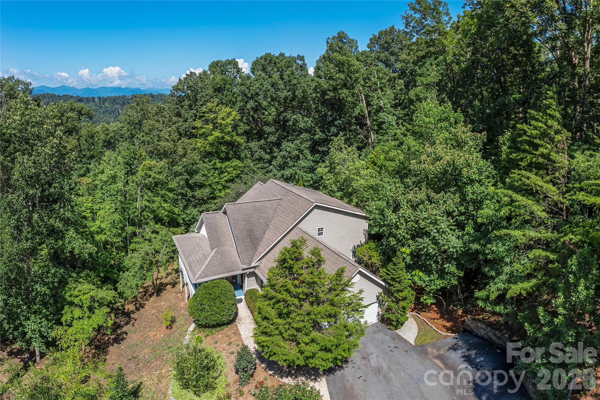 Single Family Residence at 602 Hidden Springs Drive, Asheville, photo 3 of 42