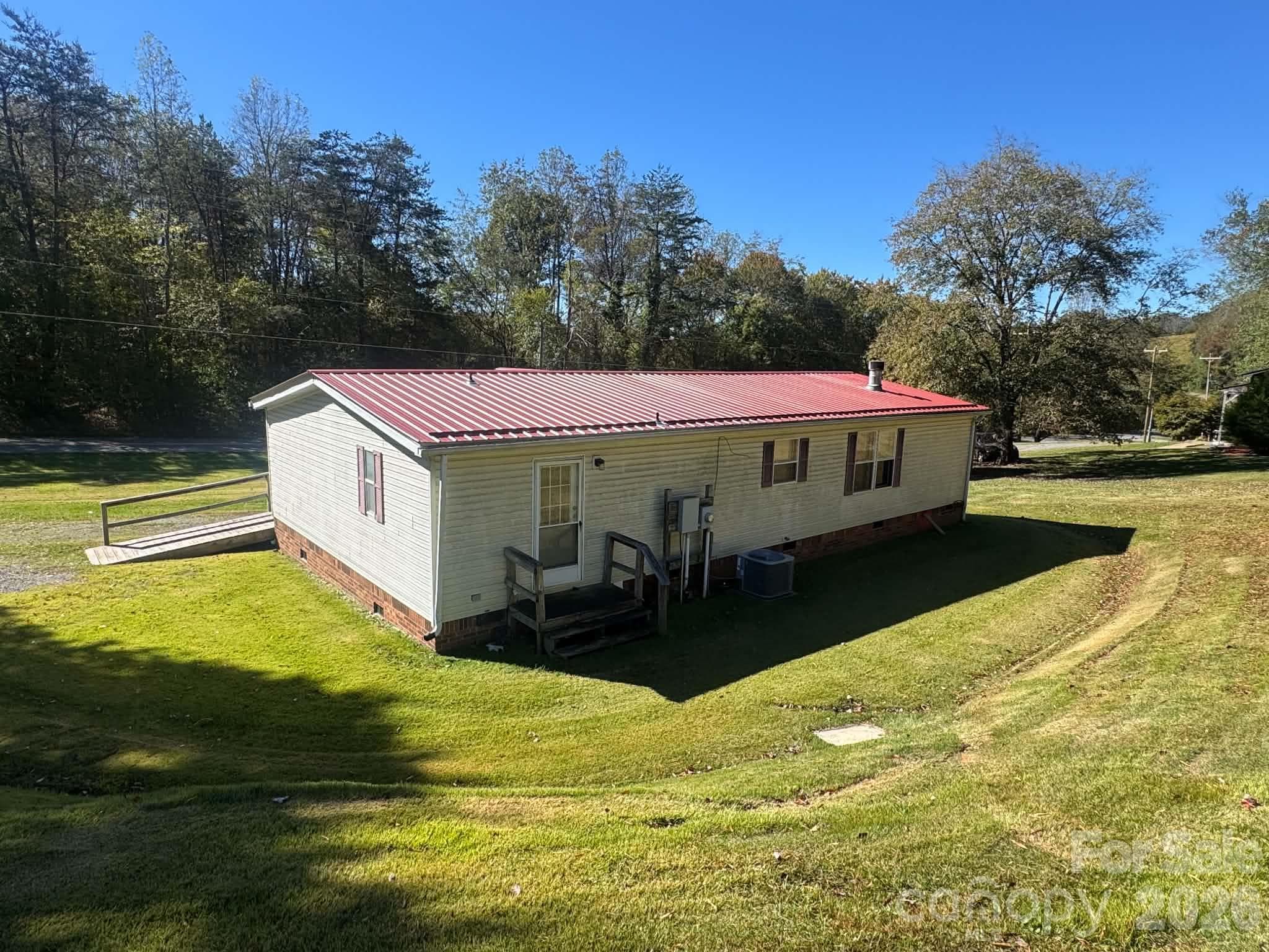 Single Family Residence at 256 Brookfall Dairy Road, Elkin, photo 7 of 25