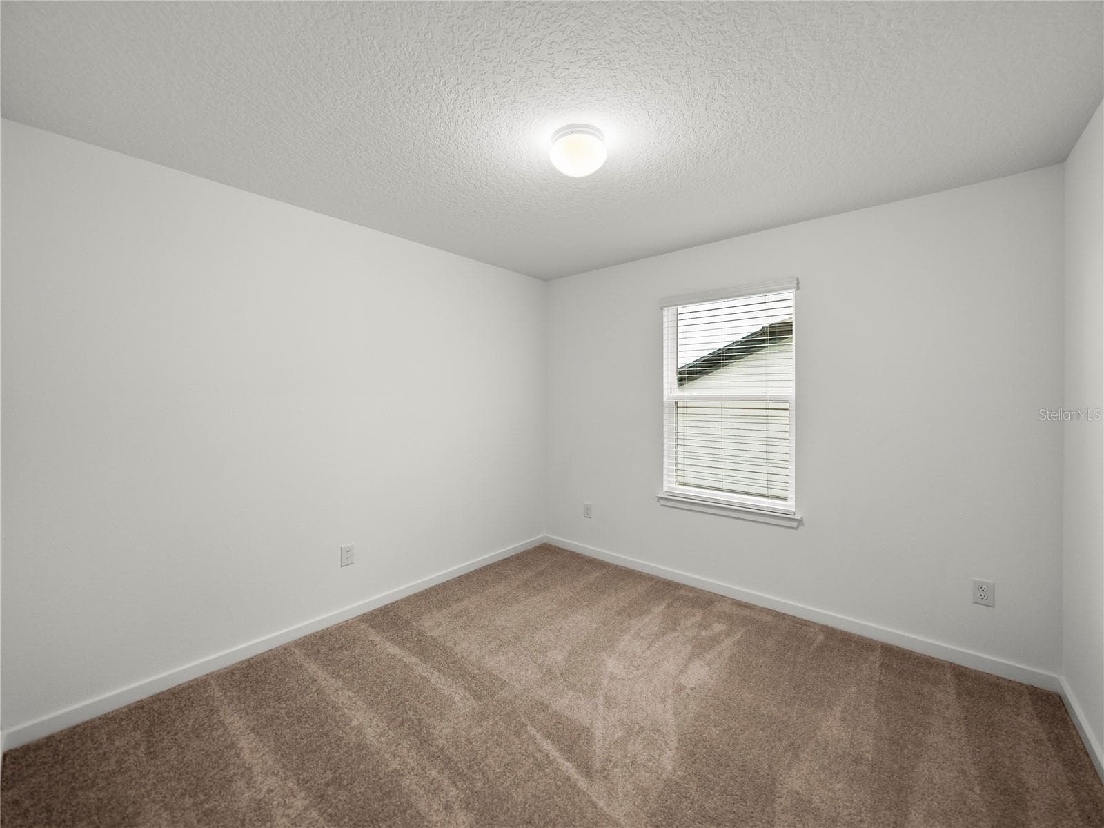 Rear Bedroom Alternate View - 1076 KISTNA DR, ZEPHYRHILLS