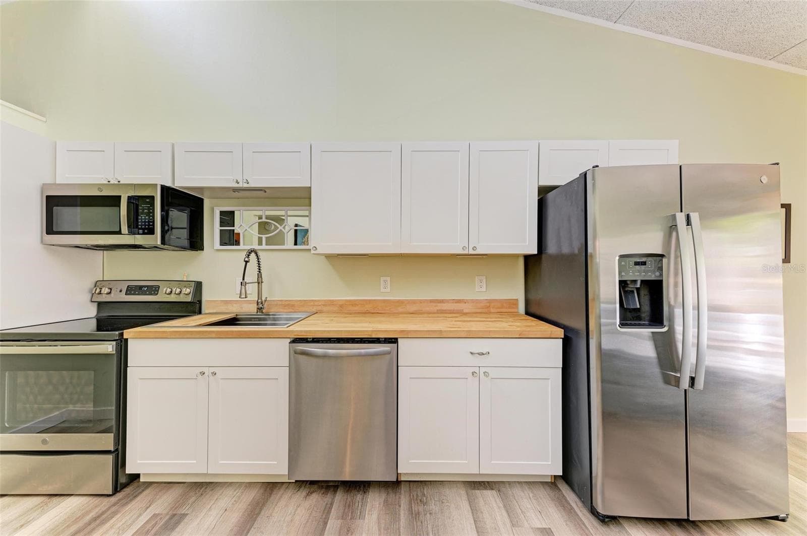 Condominium at 500 N JEFFERSON AVE #C3, SARASOTA, photo 6 of 24