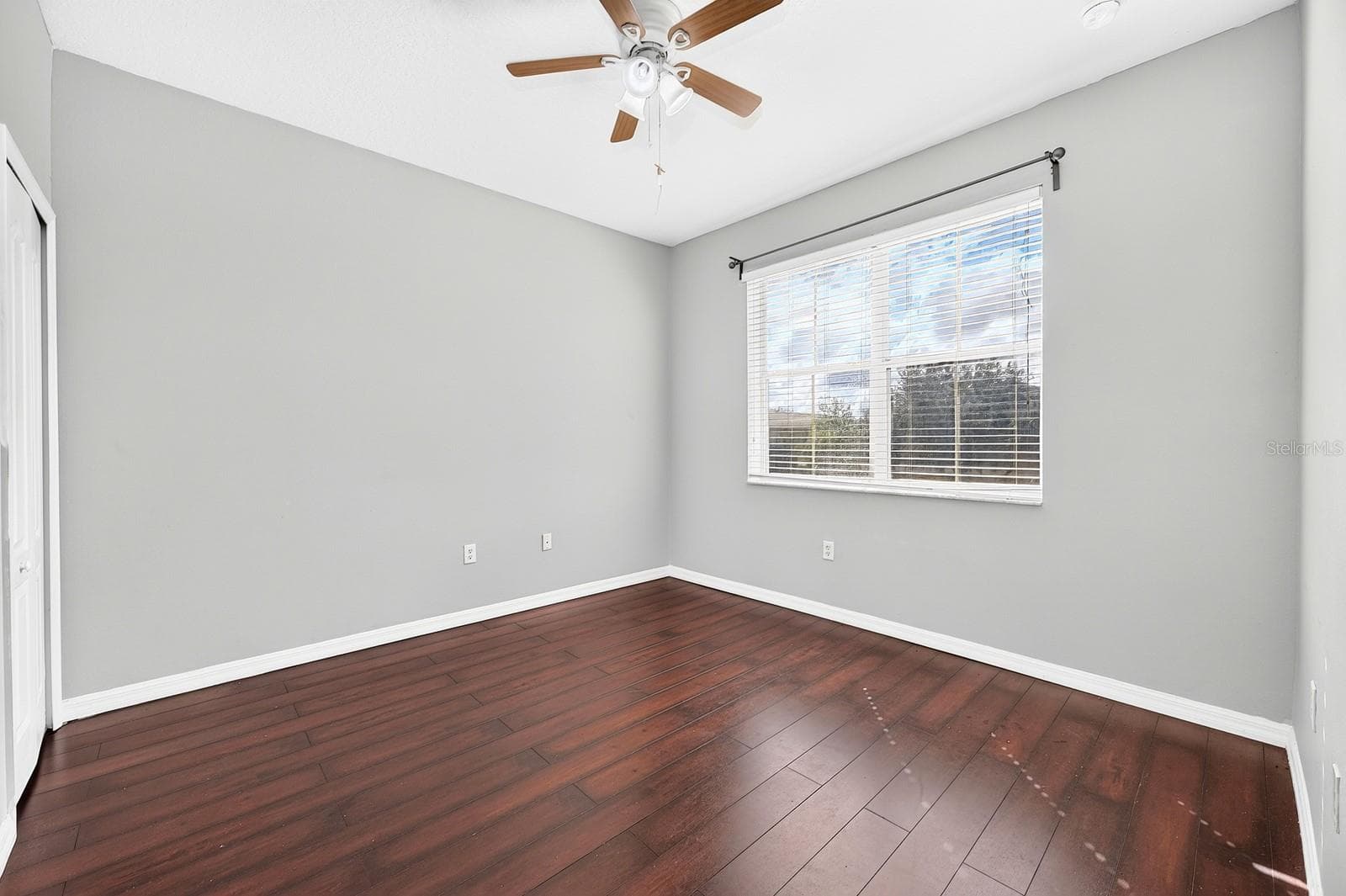 Second en-suite bedroom. - 244 CHELSEA DR, DAVENPORT
