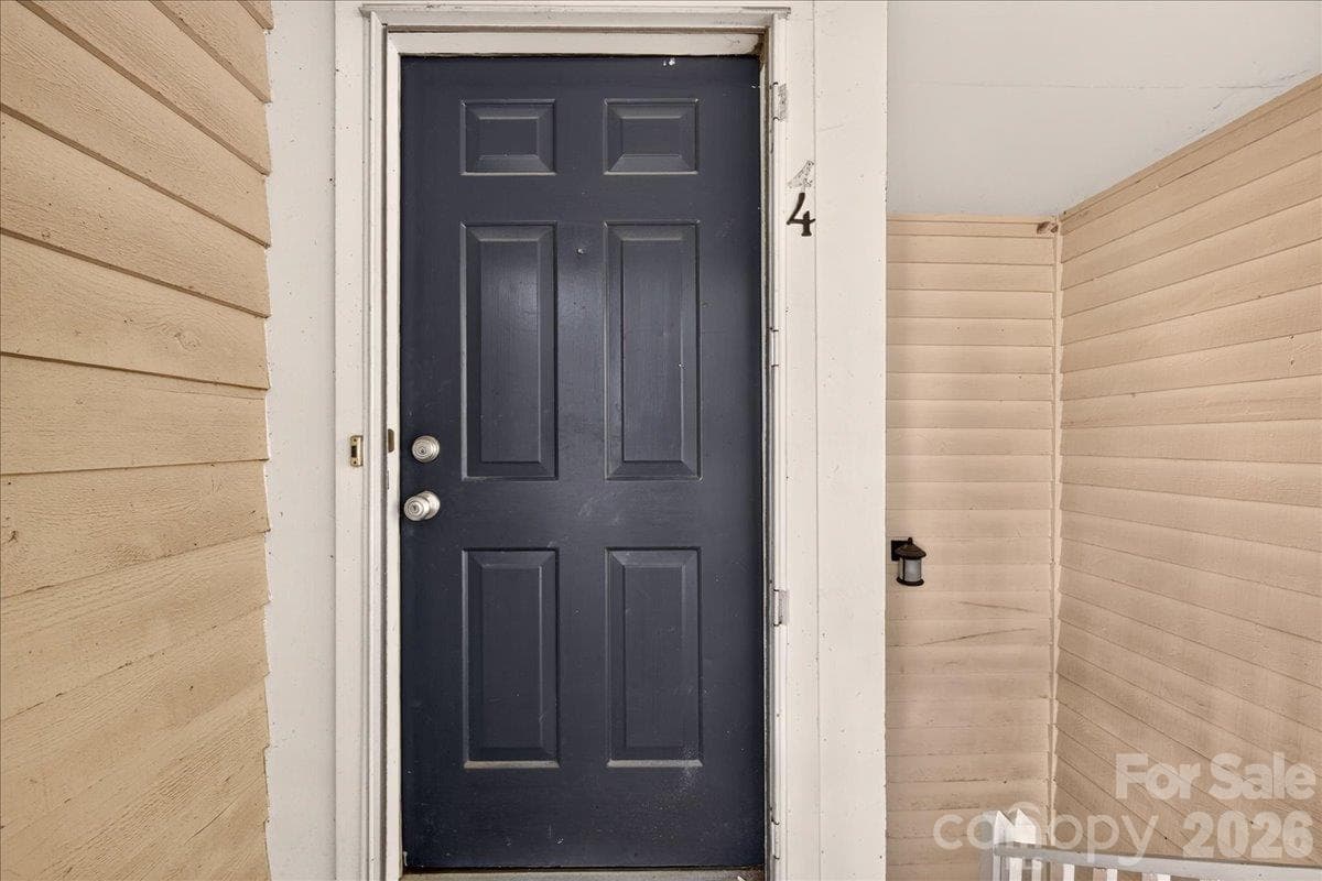 Condominium at 3200 Selwyn Farms Lane, Charlotte, photo 2 of 35