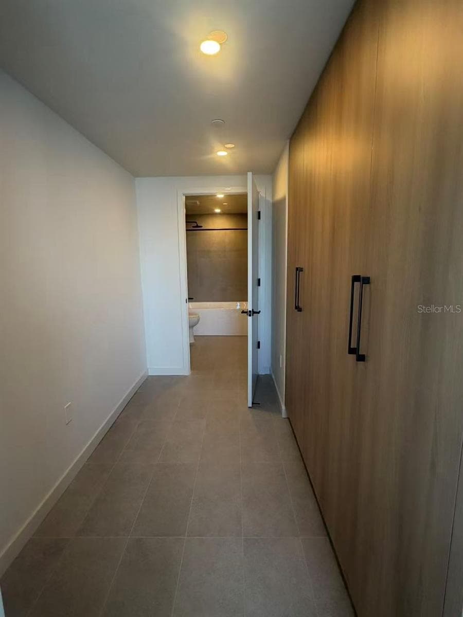 Condominium at 121 NE 5TH ST #1413, MIAMI, photo 10 of 24