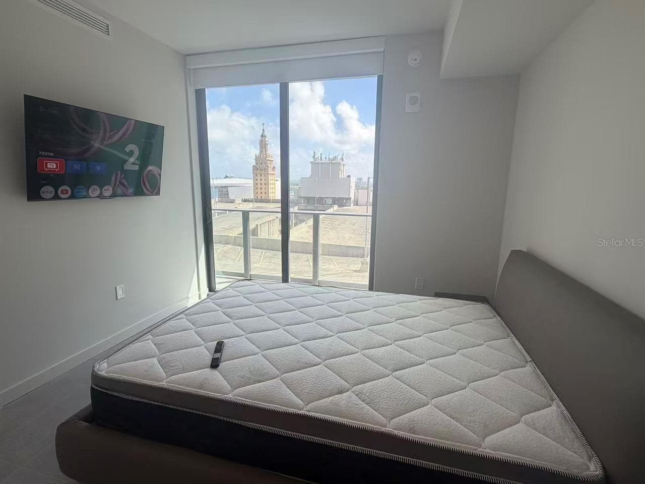 Condominium at 121 NE 5TH ST #1413, MIAMI, photo 13 of 24