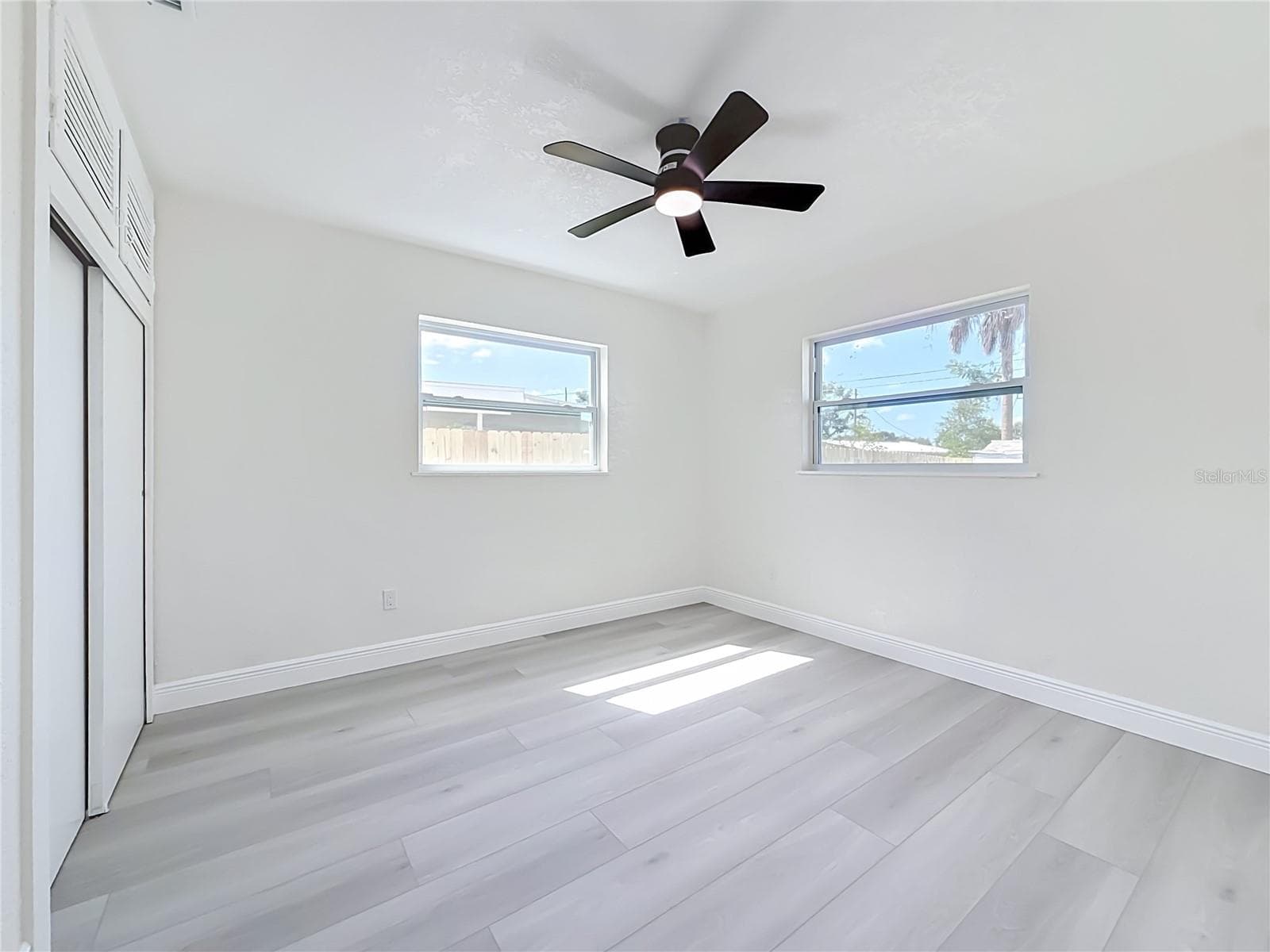 Single Family Residence at 5164 JASMINE CIR, ST PETERSBURG, photo 20 of 29