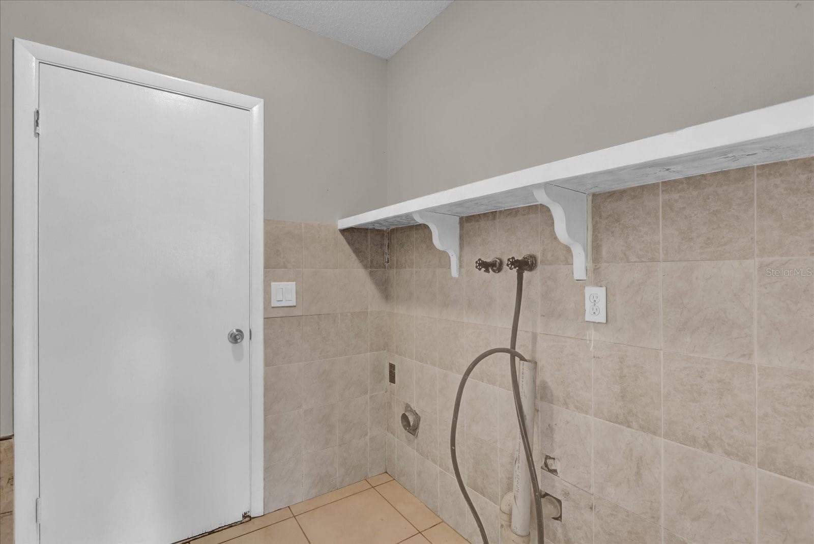 Single Family Residence at 2533 EDGEWATER AVE, NEW SMYRNA BEACH, photo 21 of 30