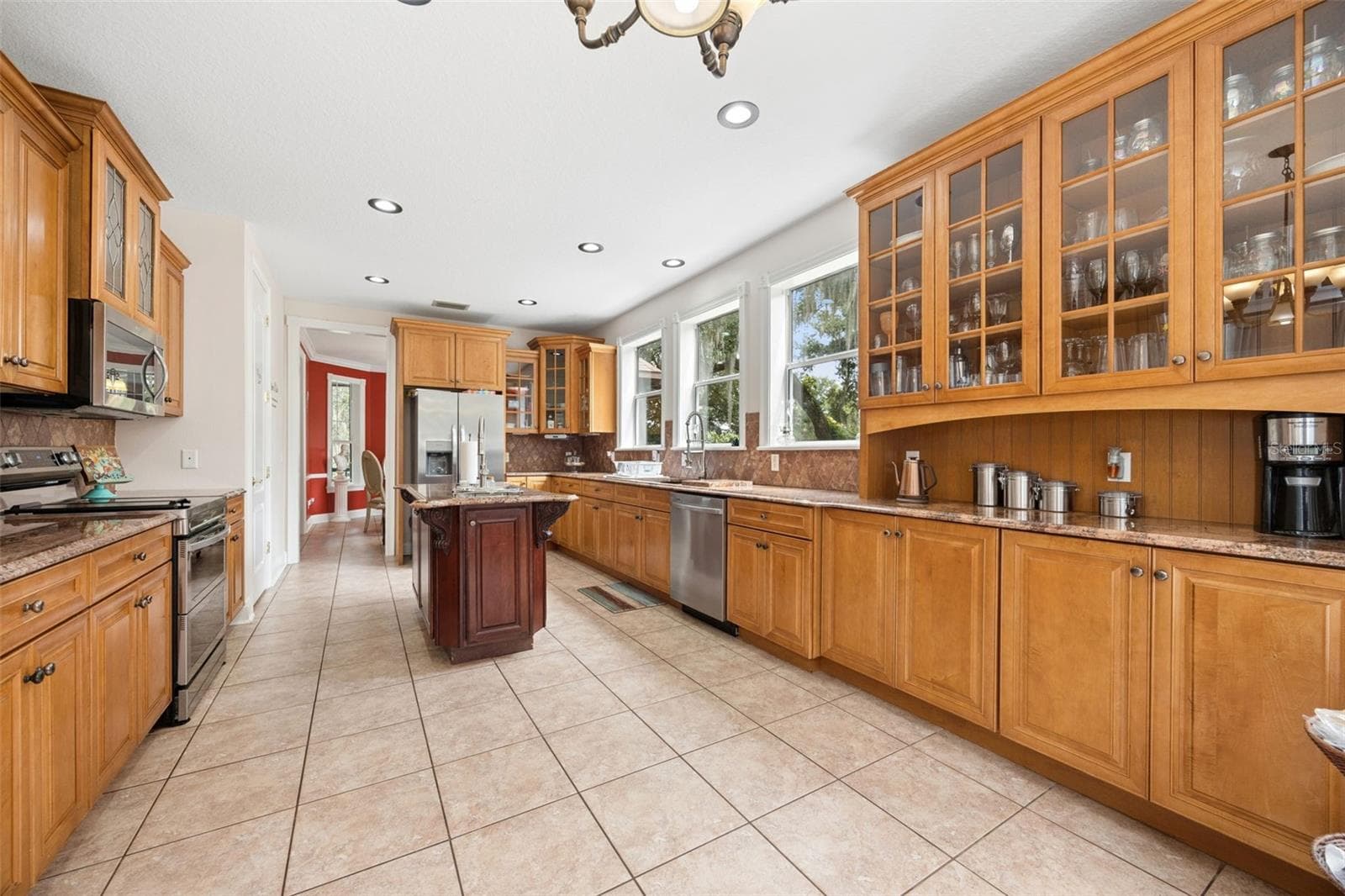 Single Family Residence at 18900 LAKEVIEW DR, CLERMONT, photo 14 of 69