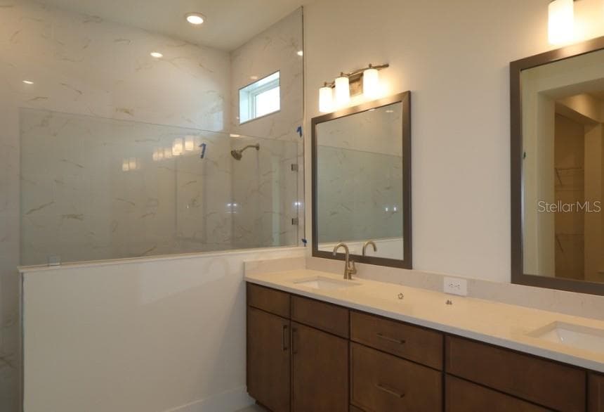 Owner's Bath **Under Construction - 6811 HERON MEADOW DR, SARASOTA