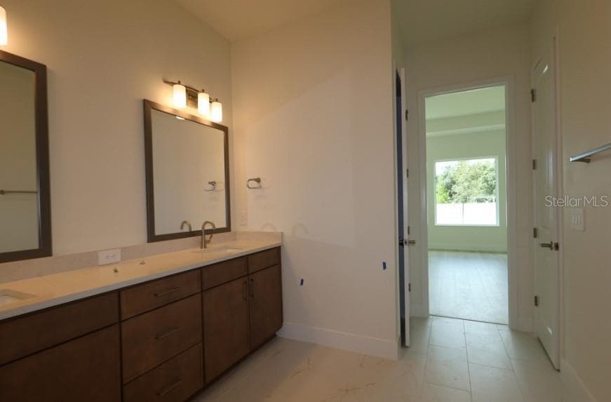 Owner's Bath **Under Construction - 6811 HERON MEADOW DR, SARASOTA