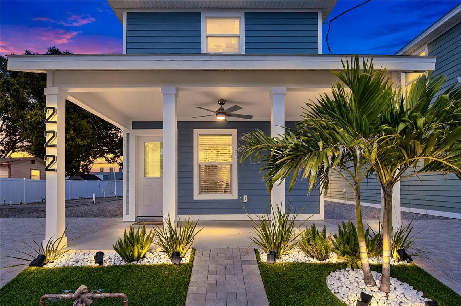 Single Family Residence at 222 8TH AVENUE DR W, BRADENTON, photo 2 of 33