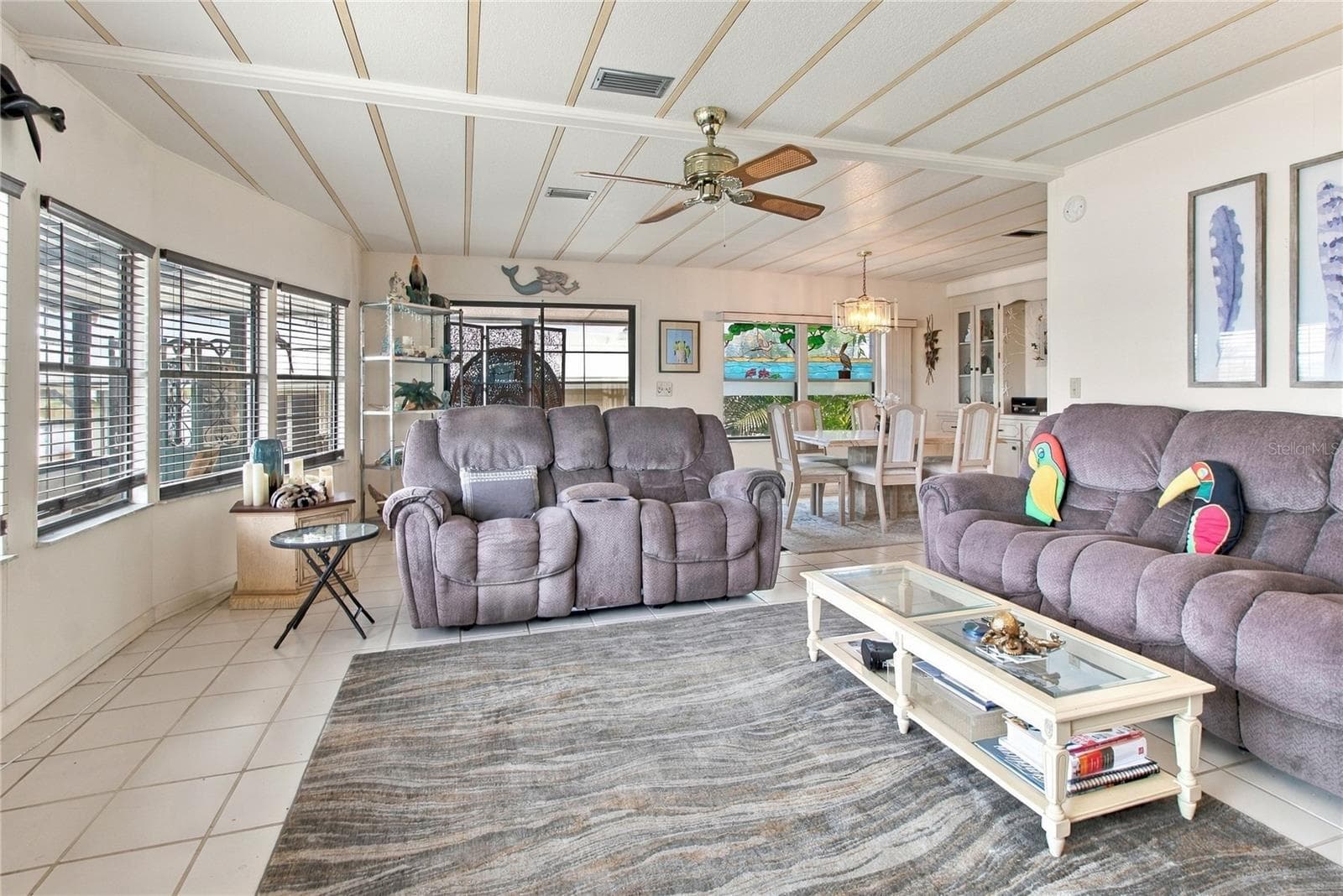 Living Area - furnished - 808 53RD AVE E #301, BRADENTON