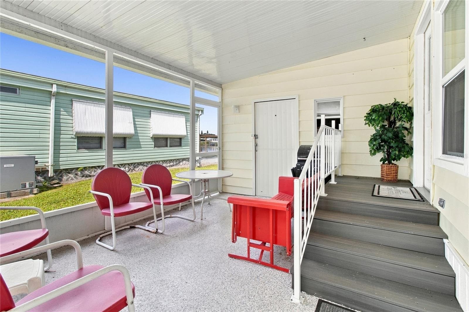 Screened in Patio - 808 53RD AVE E #169, BRADENTON