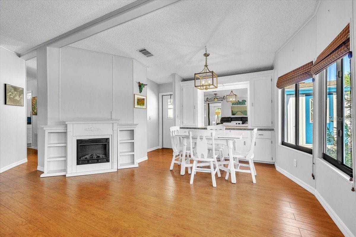 Manufactured Home at 47 N STARBOARD DR, VENICE, photo 12 of 57