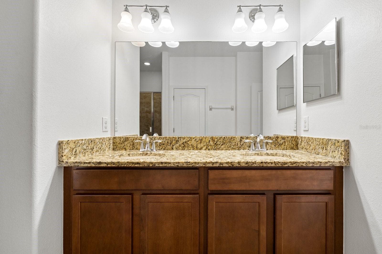 Single Family Residence at 1607 ACADIA HARBOR PL, BRANDON, photo 72 of 83