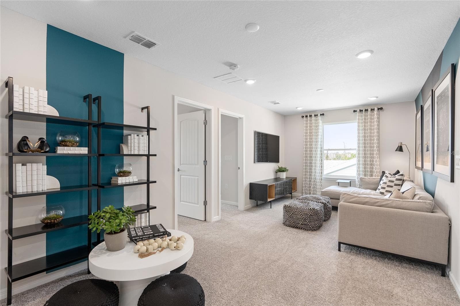 Model Home Design Only. Pictures and furnishings are for illustrative purposes only. Elevations, colors and options may vary. Furniture is for model home staging only. - 2514 SERENITY GARDEN DRIVE, KISSIMMEE