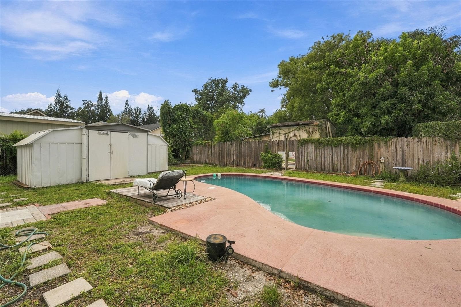 Single Family Residence at 811 E FRIERSON AVE, TAMPA, photo 3 of 27