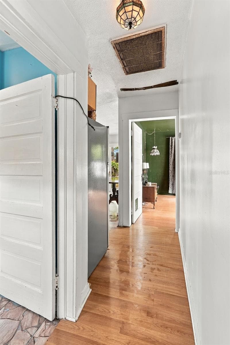 Single Family Residence at 811 E FRIERSON AVE, TAMPA, photo 15 of 27
