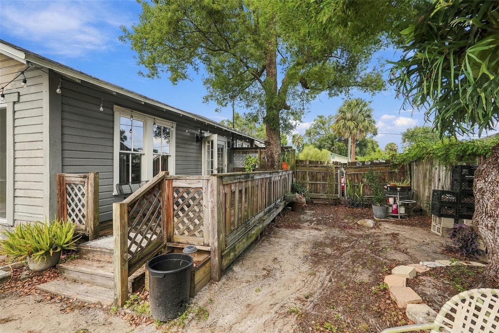 Single Family Residence at 811 E FRIERSON AVE, TAMPA, photo 25 of 27